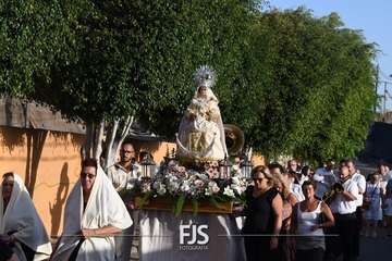 Romería popular, procesión y misa en El Caracol en la despedida de sus fiestas/TA y Francisco Javier Santana.